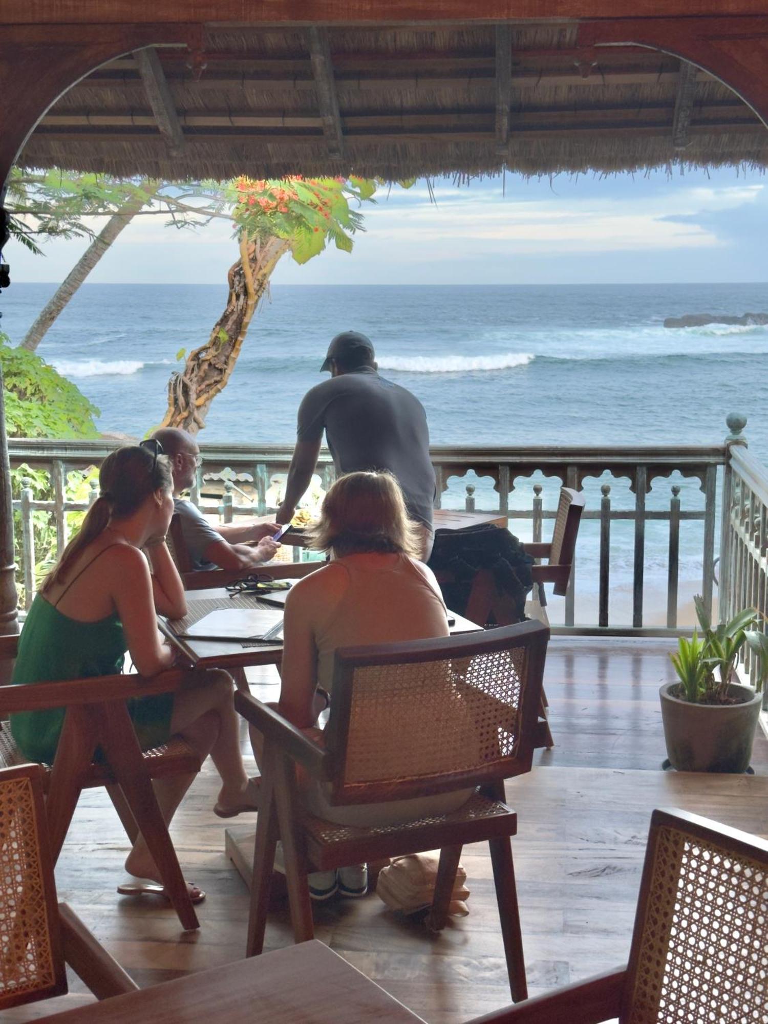 Hotel Aga Surf View Tangalle Exteriér fotografie