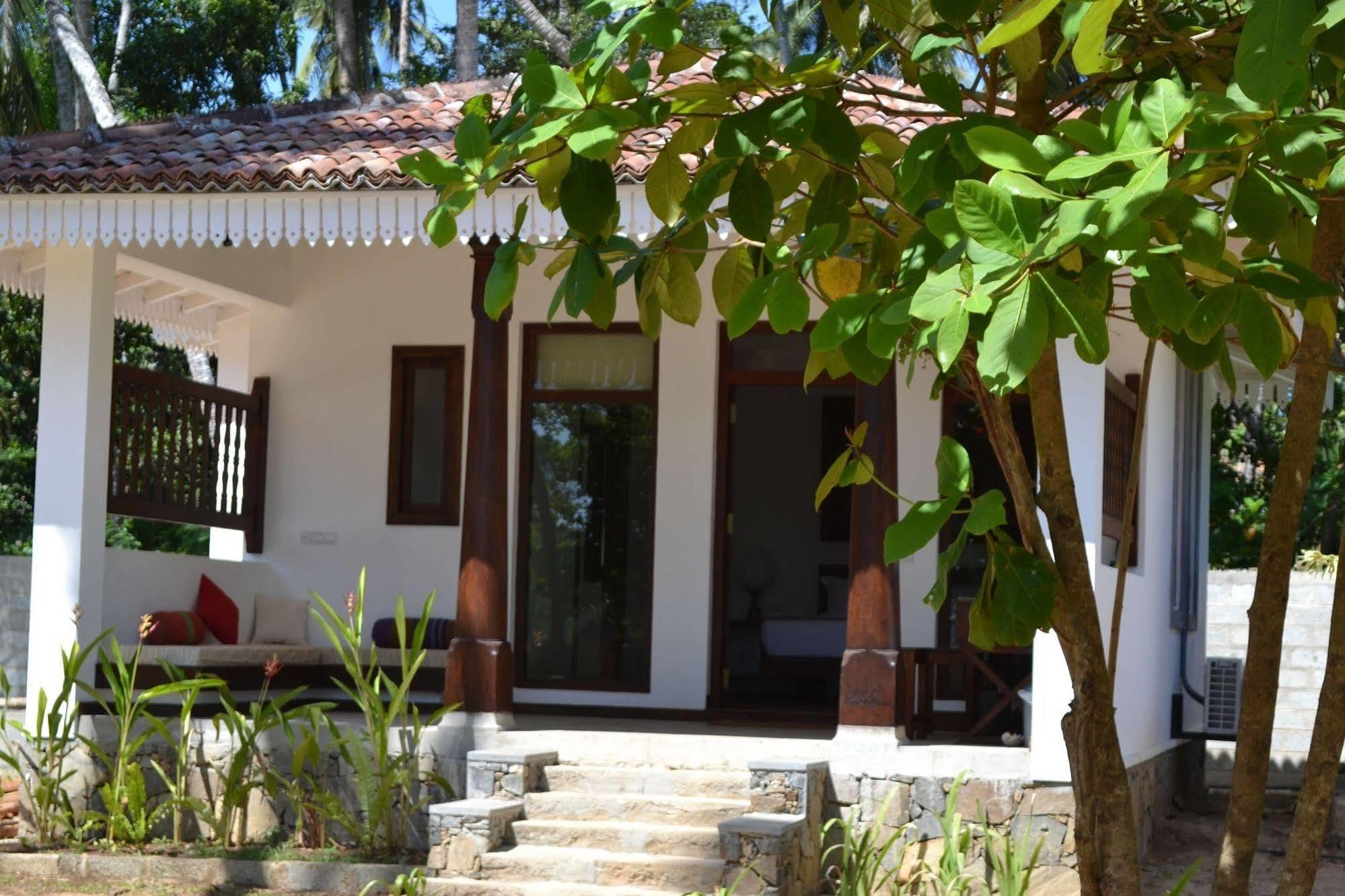 Hotel Aga Surf View Tangalle Exteriér fotografie